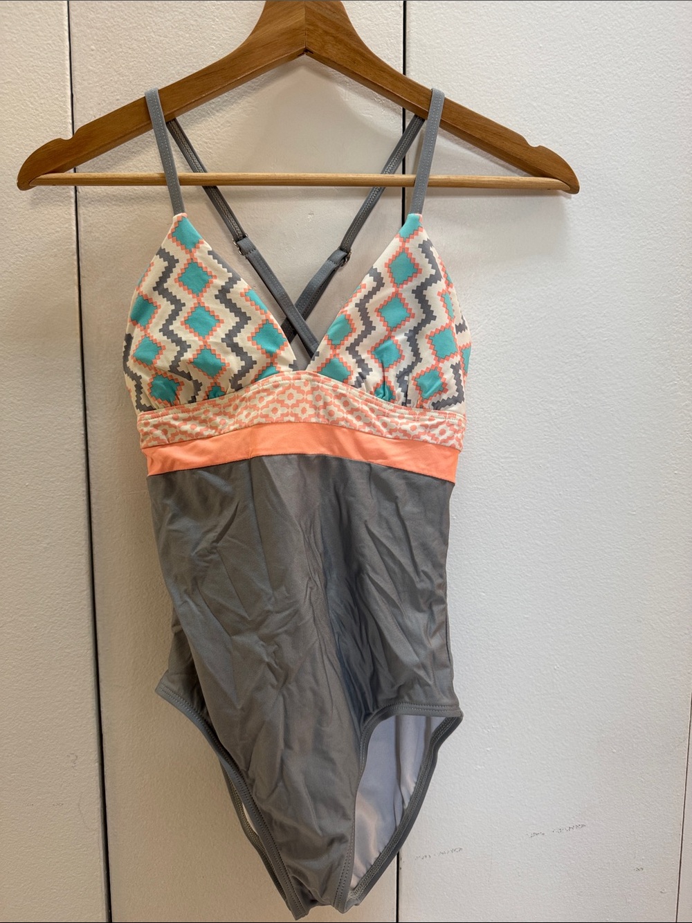 Splendid Gray One-Piece Swimsuit with Coral and Teal Geometric Top